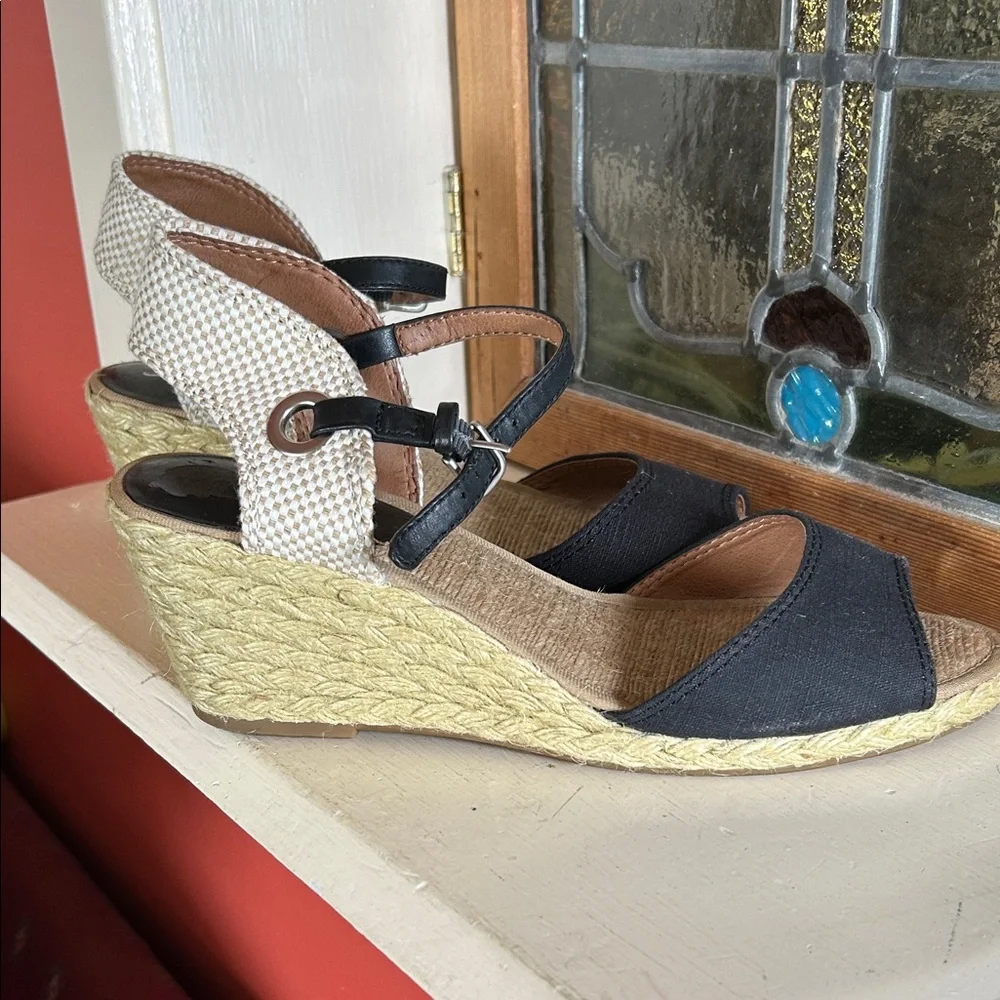 Lucky Brand Black Espadrille Wedges